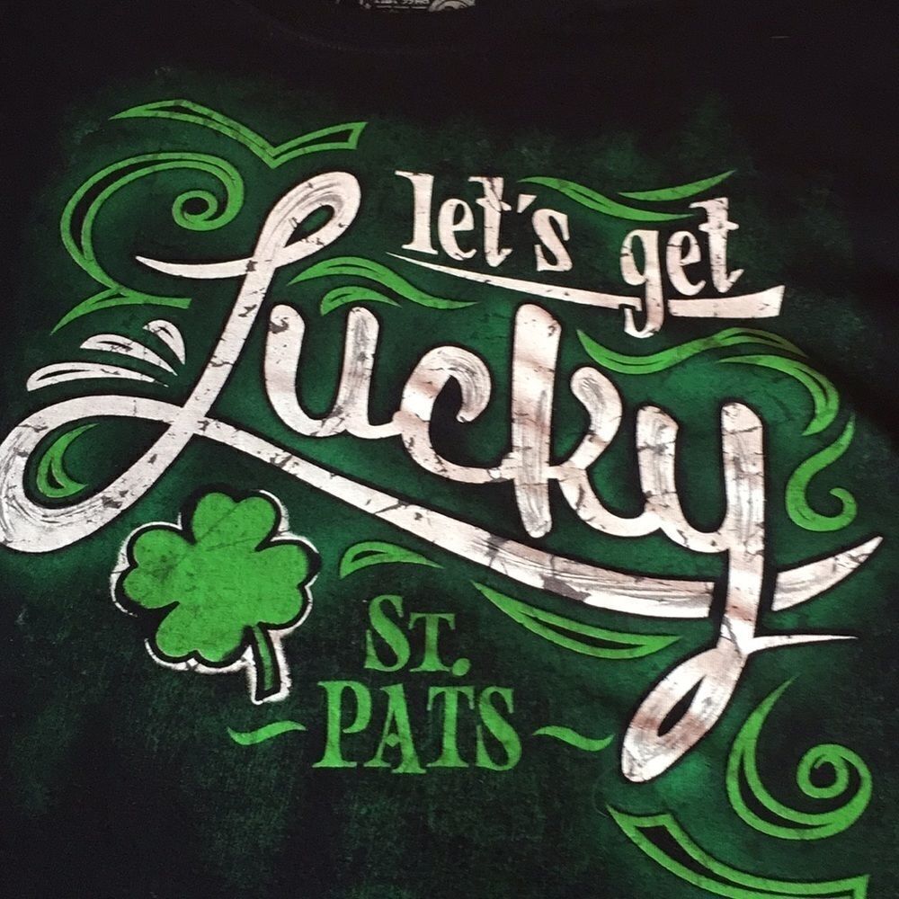 St Patrick’s day T-shirt sz L